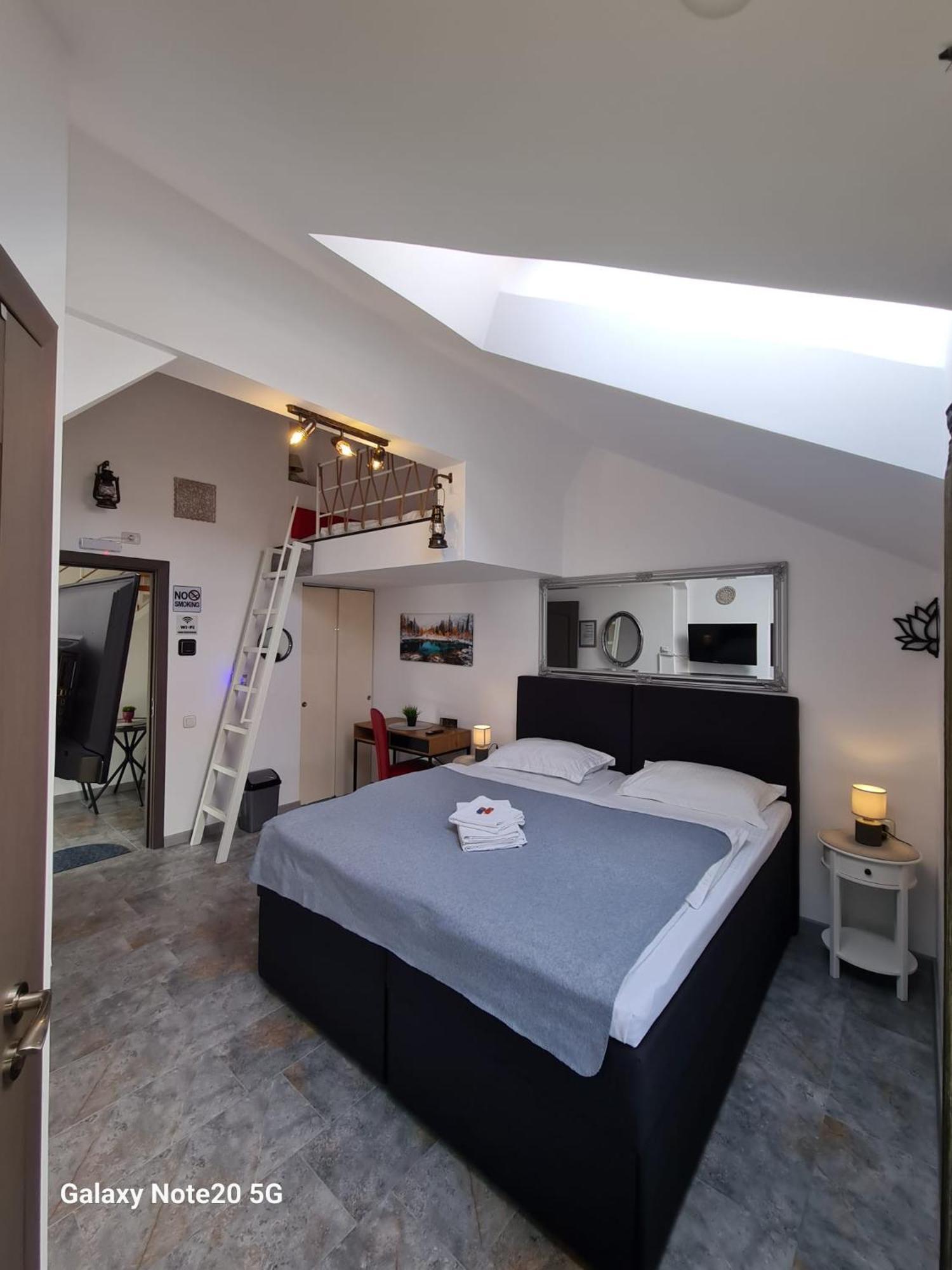 Casa Aryan Appartement Sînpetru Buitenkant foto